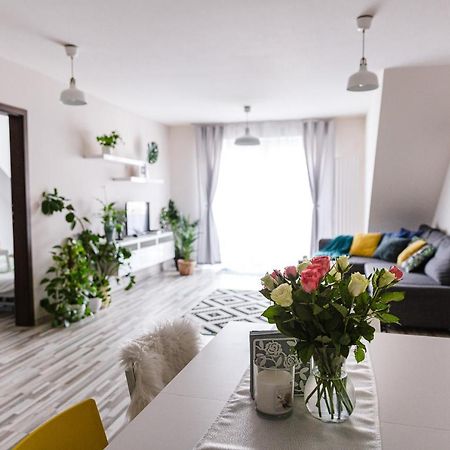 Apartament W Centrum Ustrzyki Dolne Eksteriør billede