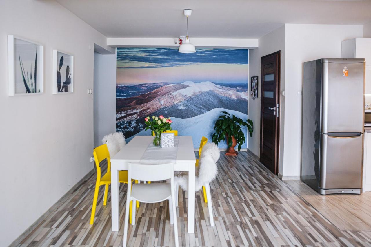 Apartament W Centrum Ustrzyki Dolne Eksteriør billede