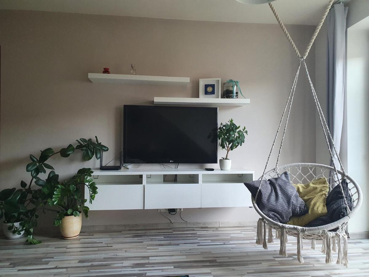 Apartament W Centrum Ustrzyki Dolne Eksteriør billede